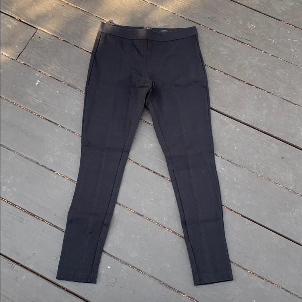 J Crew Black Stretch Pixie Pant. Size 6R